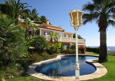 Villa 1. Meereslinie mit spektakulärem Meerblick mieten in Benissa ab 287 € pro Nacht