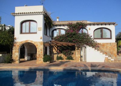 Renoviertes Haus mit großem Pool in Benissa San Jaime zu verkaufen 595.000 €